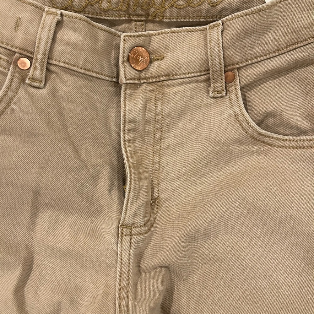 Wrangler Men's Bootcut Jeans in Khaki